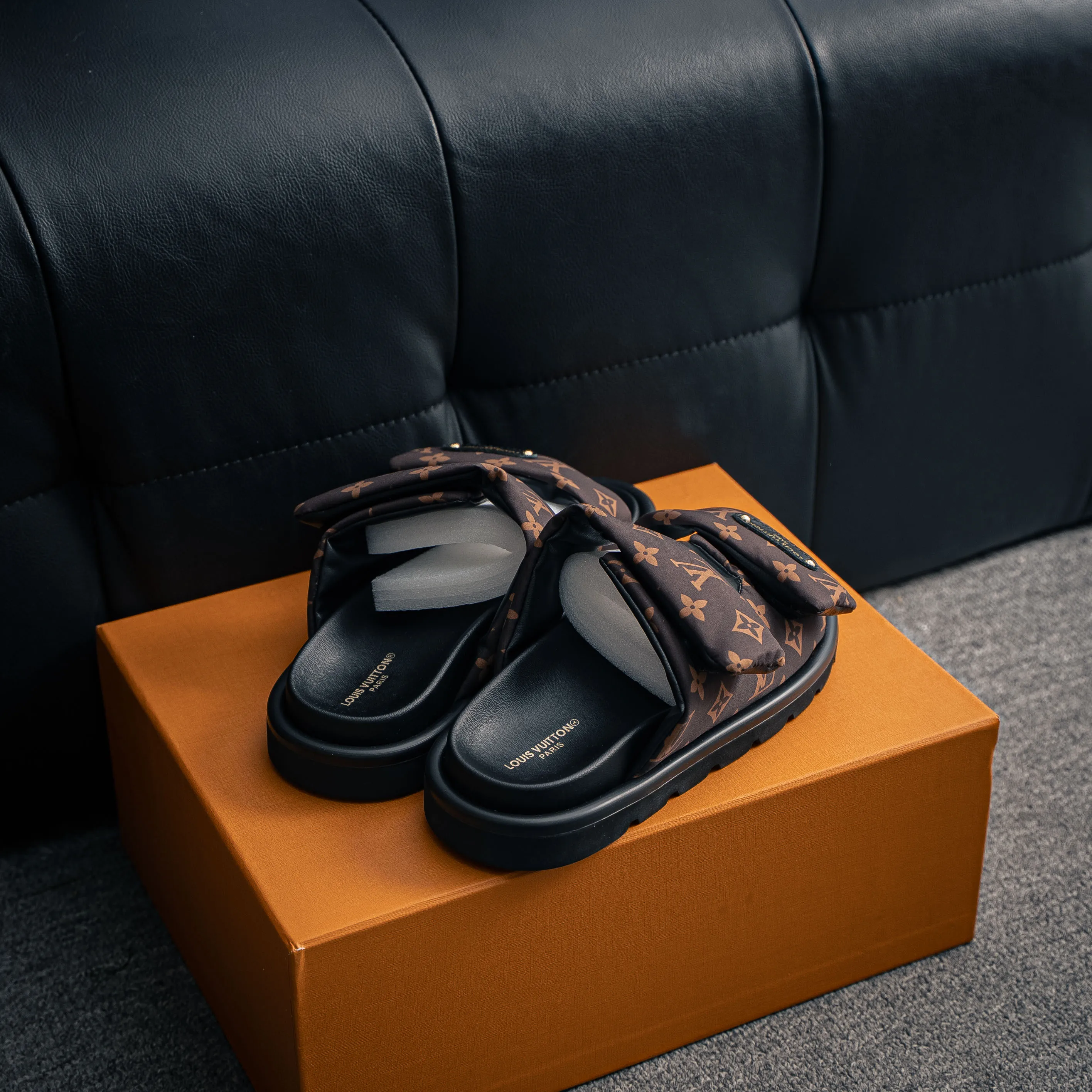# LOUIS VUITTON ｜ 2026ss /Takashi Murakami x LOUIS VUITTON Sandals 。
